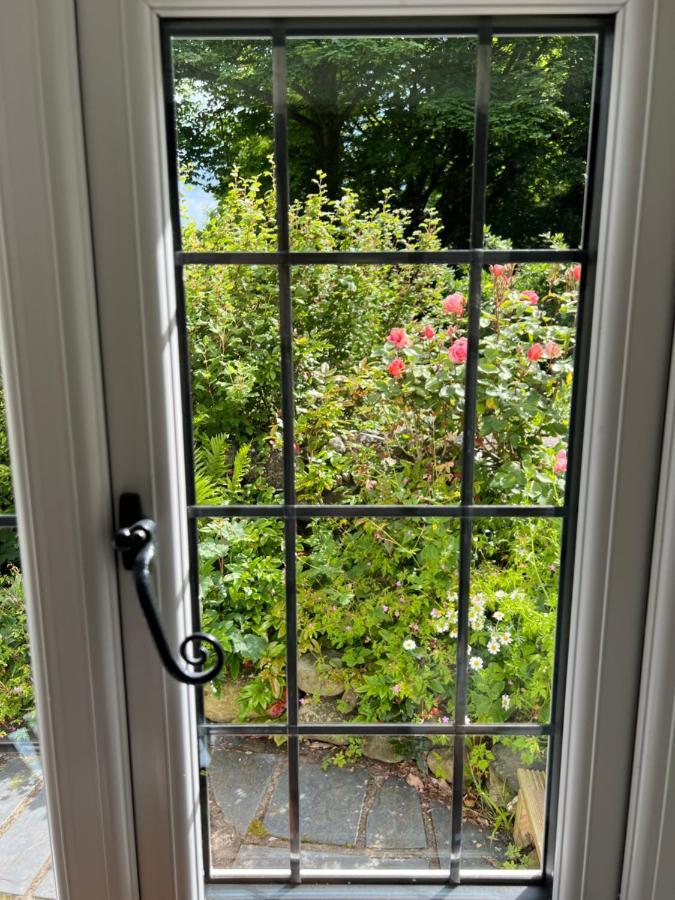 Beautiful Ancient Stone Cottage, Local Walks & Pub! Conwy Zewnętrze zdjęcie