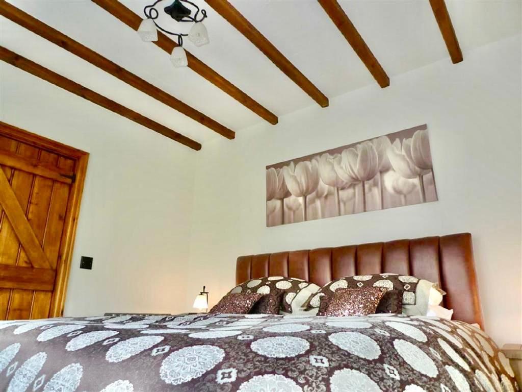 Beautiful Ancient Stone Cottage, Local Walks & Pub! Conwy Zewnętrze zdjęcie